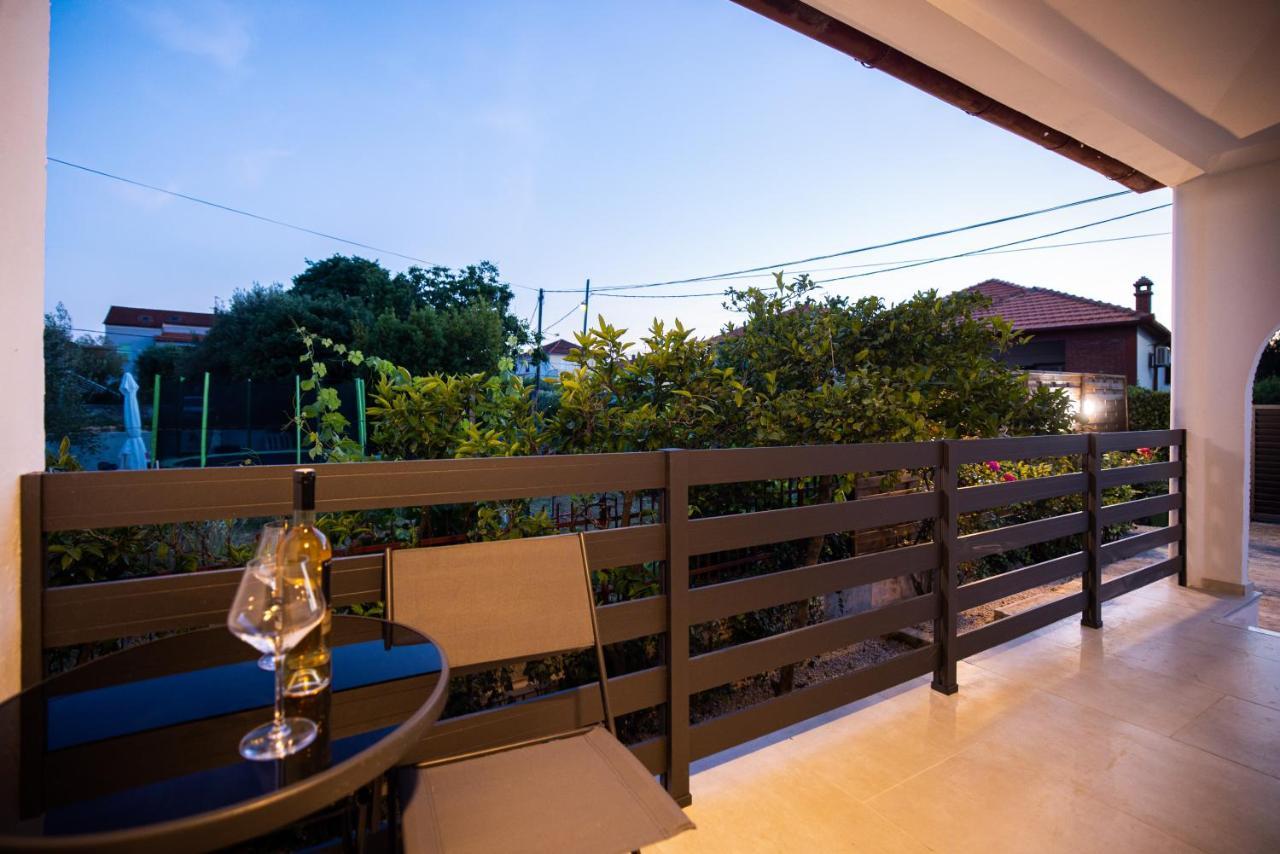 Villa Nila ซาดาร์ ภายนอก รูปภาพ